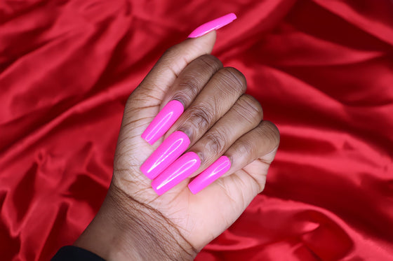Fuchsia pink valentines press on nails