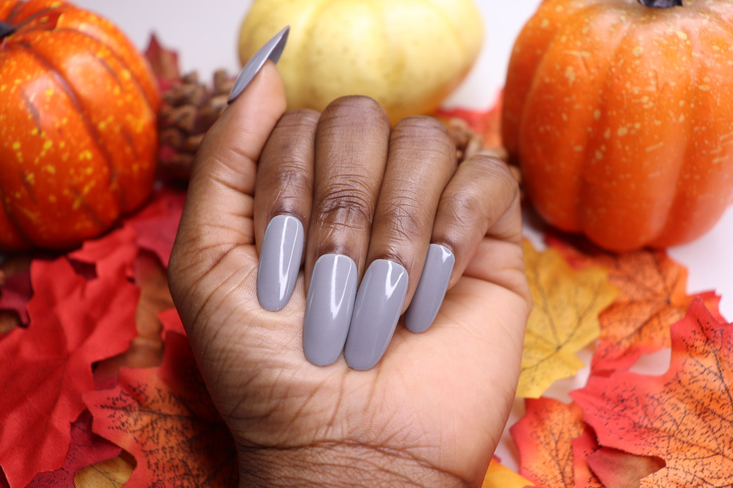 grey press on nails